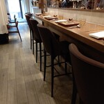 ラチュレ - 内観（カウンター席）