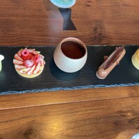 PIGNETO - 最初にデザートを選びます