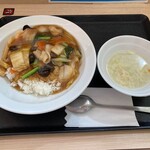 福華厨房 - 中華丼　690円