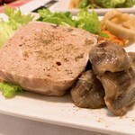 ル・マルカッサン - お肉のテリーヌとスナギモのコンフィ–