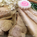 麺屋くろ松 - 鶏チャーシュー