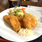 ビアック大盛軒 - カキフライ定食