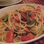 ペコリーノ - ｱﾝﾁｮﾋﾞとﾌﾚｯｼｭﾄﾏﾄとｹｯﾊﾟｰのスパゲティ