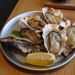 津田宇水産 レストラン - 焼き牡蠣　ミックス