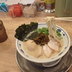 Kyuushuu Ramen Marushichi Ramen Senta - 全乗せラーメン（麺）