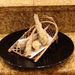 にぎり鮨 一五〇 - メヒカリの唐揚げ