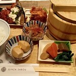 サロン ギンザサボウ - 唐揚げ定食。小鉢はきんぴらごぼう、筑前煮、里芋の煮物