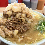 ラーメンきずな - 全マシの迫力  これ つけ の方ですから笑