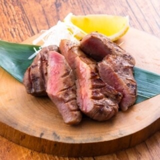 We offer thickly sliced and soft aged Cow tongue that can't be beat anywhere else♪