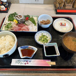 藤吉郎 - 予想を超えて豪華なおまかせ定食