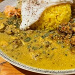 Dish curry&relish - 