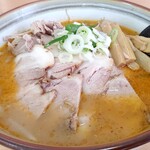 ラーメン 寿 - みそラーメン　800円　＋　チャーシュートッピング　250円