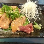 もりぐち - 2013年7月。鶏の肝刺し（550円）。