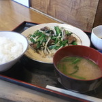 Hagiyashiyokujidokoro - レバニラ定食