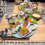 IVY'S PLACE cafe - 