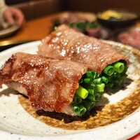 ホルモン焼肉 富や 栄店 - 