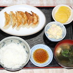 味いち - 餃子定食　630円