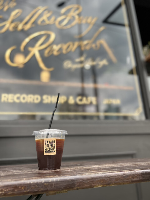 DAVADA COFFEE&amp;RECORDS photo 2