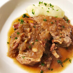 アルカフェ - 豚肉のビール煮