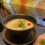 NEXT□ - 牡蠣白湯『超える』