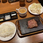 やっぱりステーキ - 料理写真: