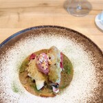 ACiD brianza - フリットからとろけ出るカルボナードと衣のサクッと歯ざわり、ムースのフルーティーささわやかさとラディッキオやキャベツのシャキシャキ感、そしてマリネの優しい甘みと胡桃のサクサク感や香ばしさ。絶妙☆美味!!