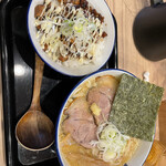 麺や 雅 - オプションでチャーマヨ丼をオーダー