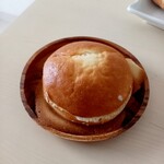 BACKEREI YOICHI - バターパン 180円