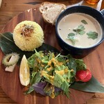 CALiN カフェ＋ザッカ - 