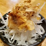 和酒・煮込み らいどん - 新玉スライス