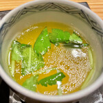 とり茶太郎 - 鳥スープは味が濃いのに後味さっぱり