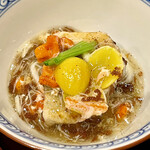 蒸物は海老芋の蟹餡掛け　城崎の背子蟹の旨味が素晴らしい　藤九郎銀杏を使うなんて高級割烹みたいだ