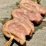 とり茶太郎 - かすみ鴨ロースは塩で　これも大好きな味と香り