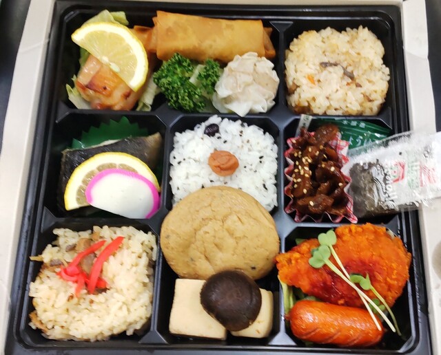 紅の花 - 楯山（弁当）の写真