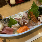 福福亭 - お刺身盛り合わせ　1800円