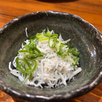 骨付鳥 とりはな - お通し