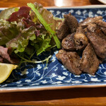 骨付鳥 とりはな - ハートこしょう炒め