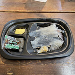 函館朝市 駅二市場 活いか釣り広場 - 