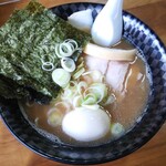 マルミ・サンライズ食堂 - 濃い鯵ラーメン　780円