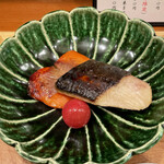 四季料理 かわ乃 - 鰆と銀鮭の西京焼き盛り合わせ