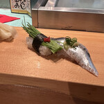 Setsukiji Sushi Sen - 芽ねぎといわしのにぎり