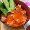 海鮮屋 - 鮭いくら丼