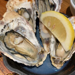 湘南バルはなたれ The Fish and Oysters - 【’23.3】焼き牡蠣4つ