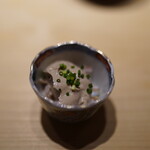 鮨 唐島 - 平目の胃袋、肝ソース