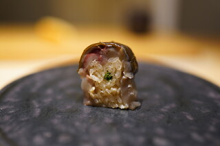 Sushi Karashima - 鯖棒寿司