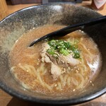 炭火やき 鶏煌 - 鶏辛らーめん