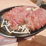 1ポンドのステーキハンバーグ タケル LINKS UMEDA店 - 