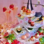 MIRAIE Dining - 苺と桜の3段タワー（ディナーのオプション）