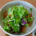 小さな食堂 ヒロ - まぐろサラダ丼 ※拡大 (2023.03.13)