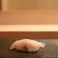 伊勢鮨 - 
